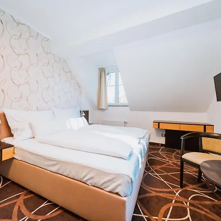 Hubertus 3*