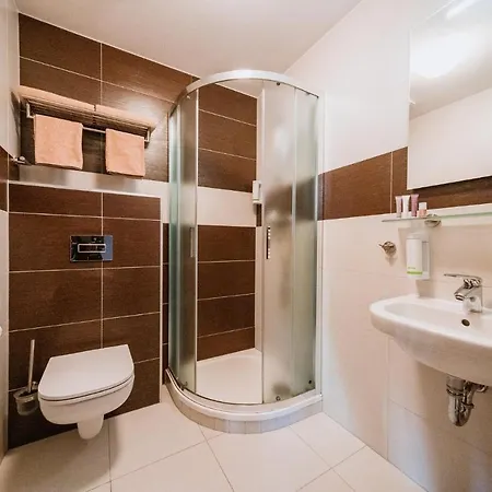 Pensjonat Hubertus 3*